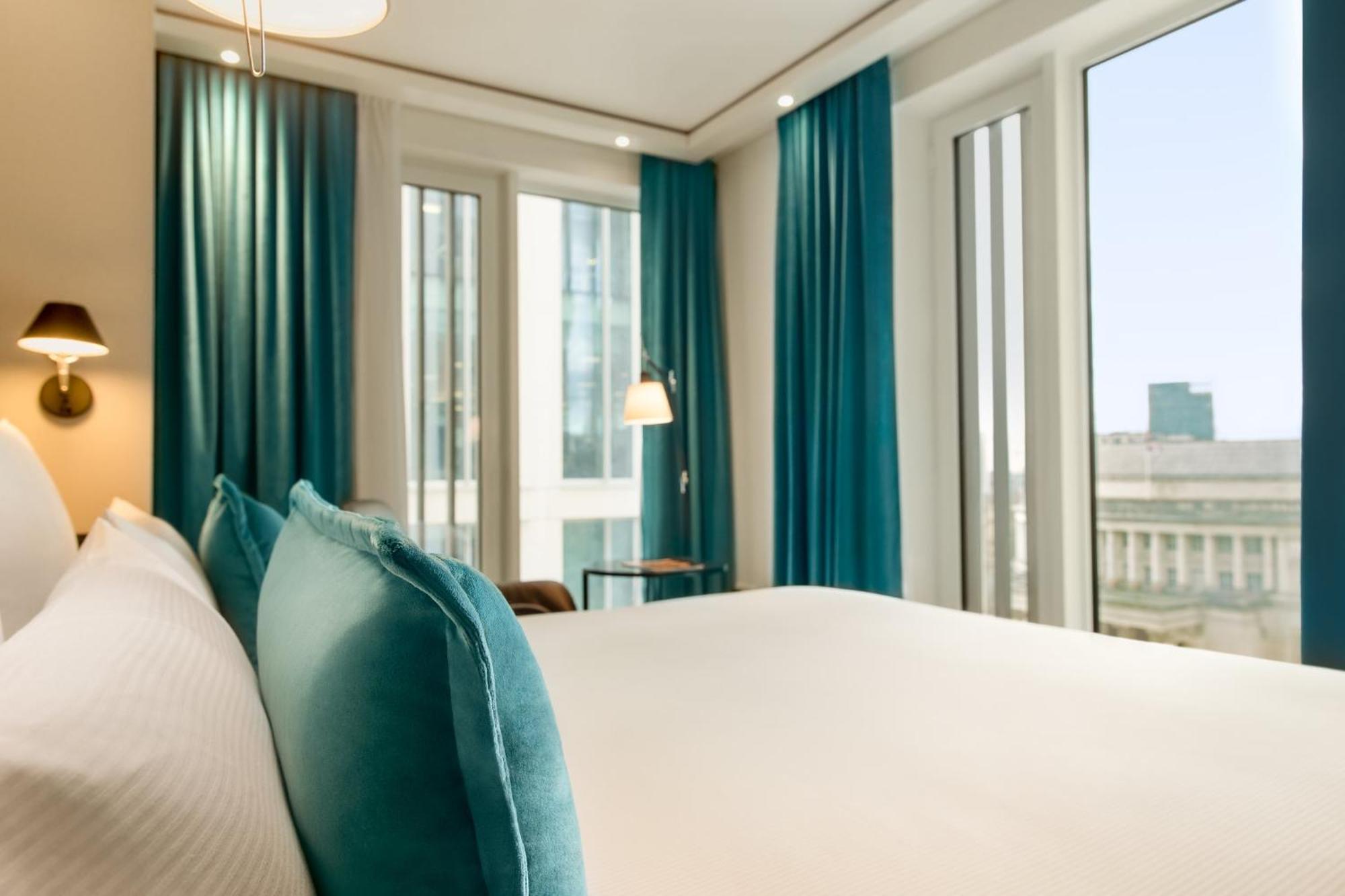 One Manchester-st. Peter's Square 3* Manchester