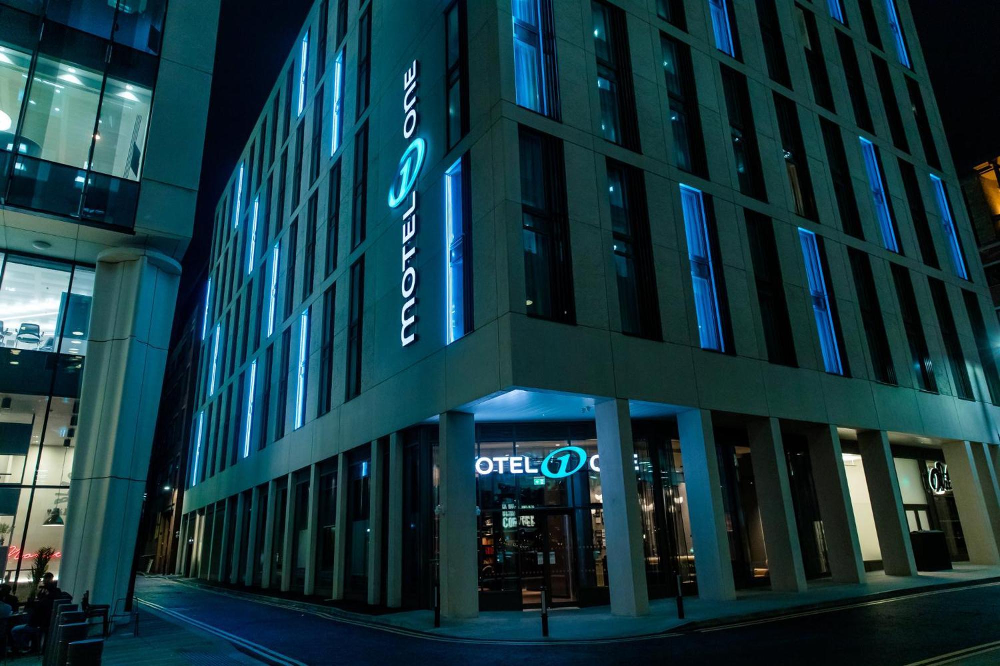 One Manchester-st. Peter's Square 3* Manchester