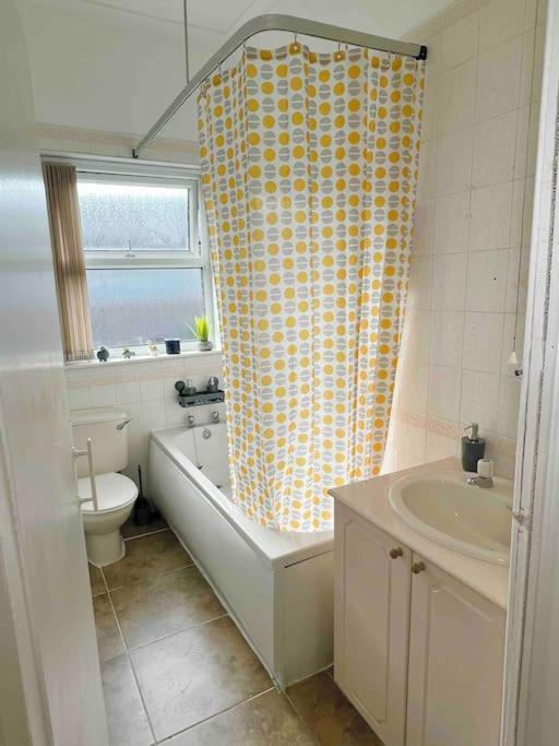 Cozy 3br Urban Oasis In The Hub Manchester