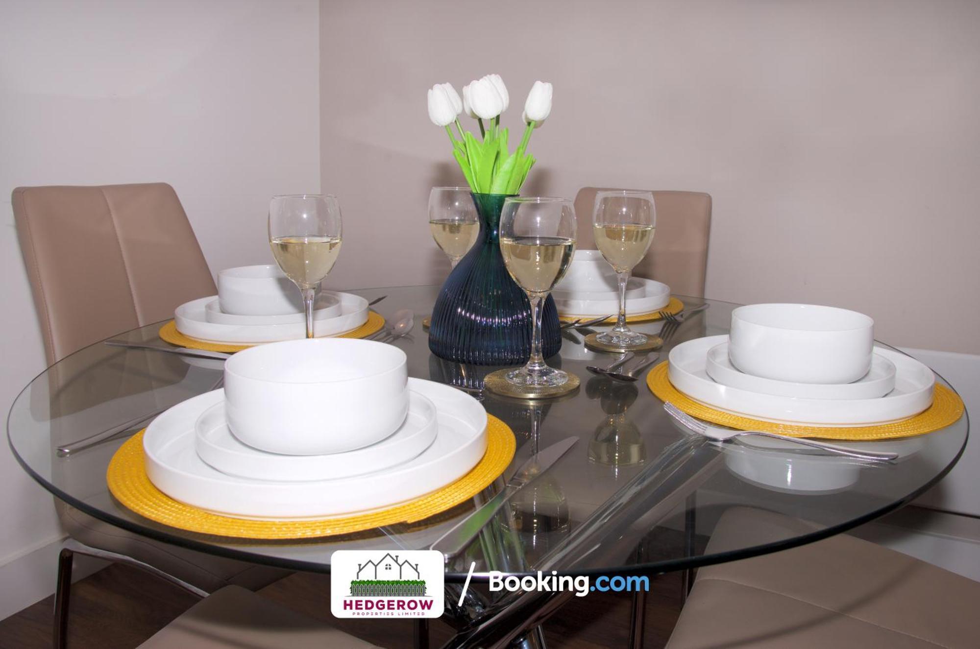 Apartment Premium Offers On 3-Night & Weekly Deal On 3-Bedroom Urban Loft By Hedgerow Manchester