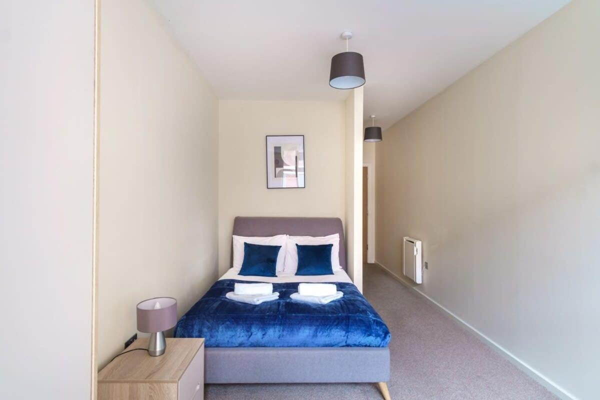 Bright 2 Bedroom In * Manchester