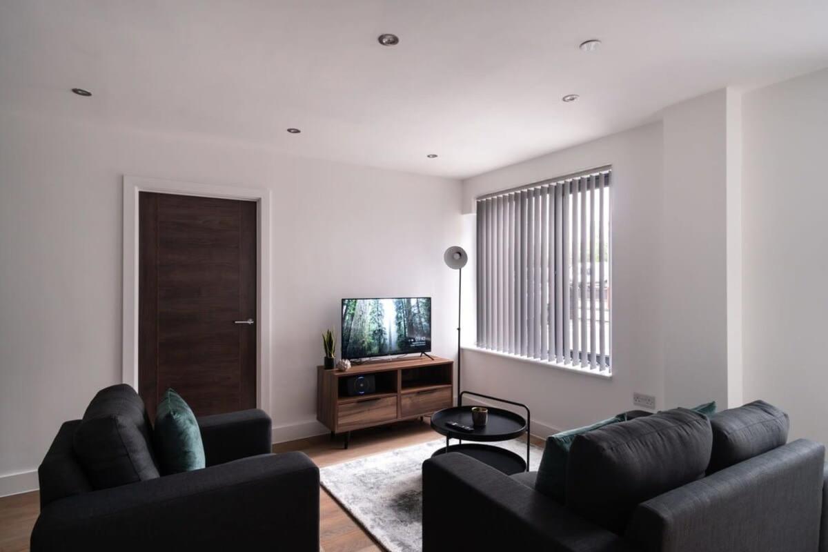 Zeni, Alexandra Rise Neat 1 Bed Apartment