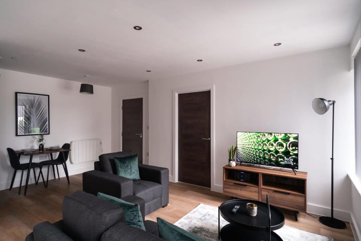 Apartment Zeni, Alexandra Rise Neat 1 Bed *