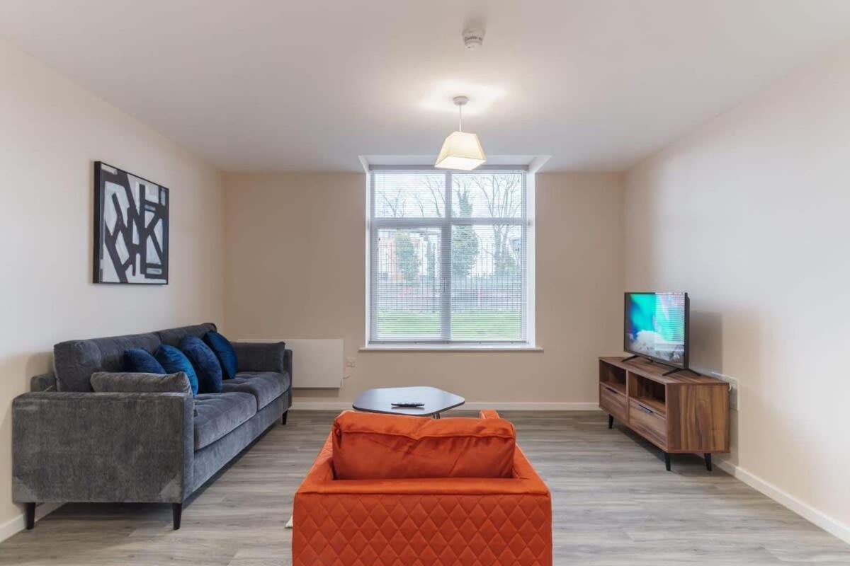 Bright 2 Bed - Sleeps 4 Apartment