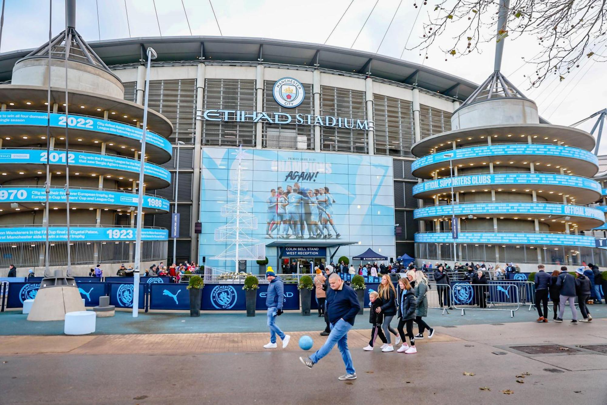 Royal At Coop Live Etihad, Sports Bed & Breakfast Manchester