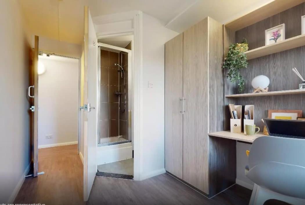 Iq Lambert House Apartment Manchester