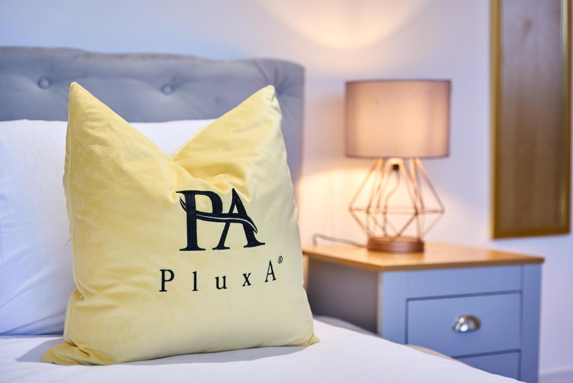 Pluxa Citronella -2 Floors Of Football Location With Workspace