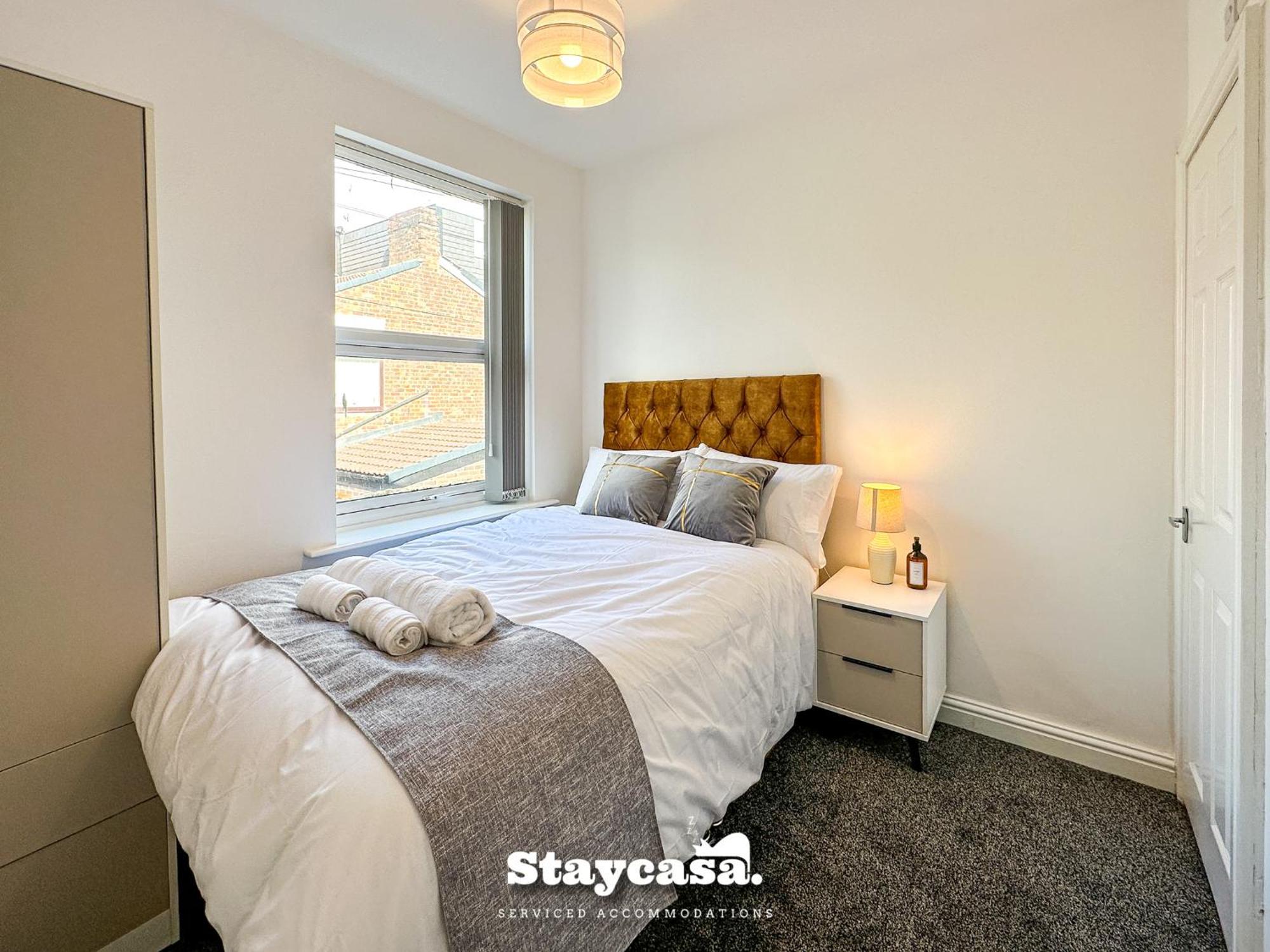 Ashfield Co-Living - Private Room Self-Cater