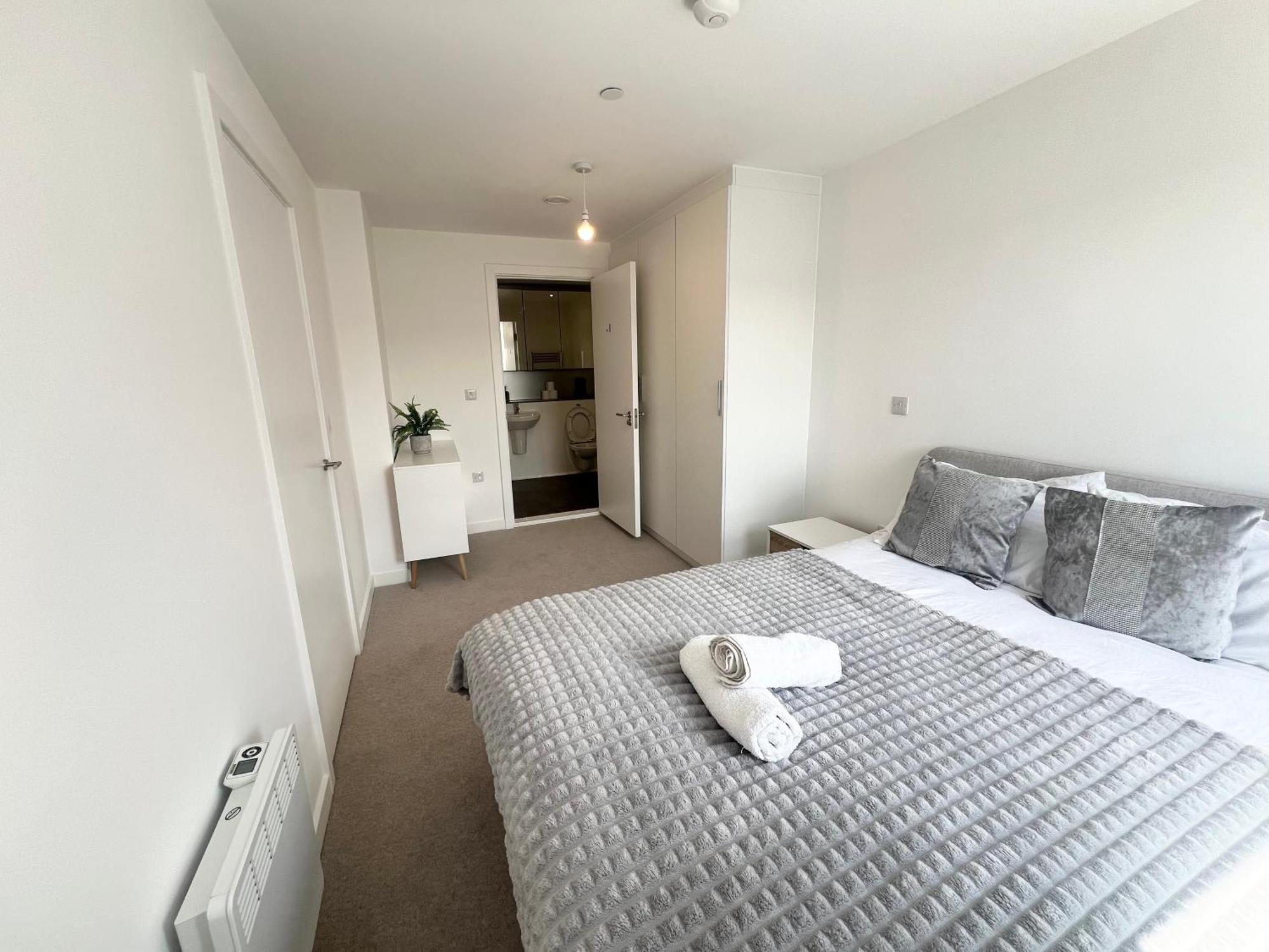 Lovely 2 Bedroom Apartment