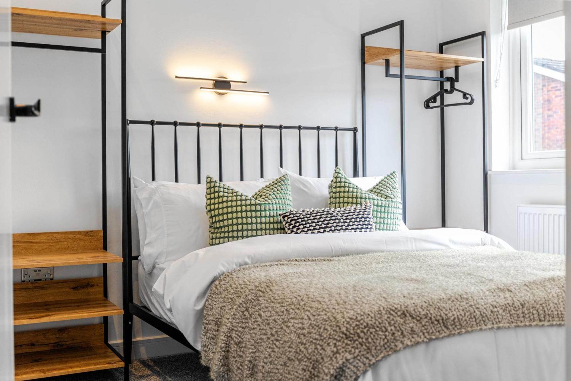 Quayside Escape- Tranquil Double In Shared With Free Parking * Manchester