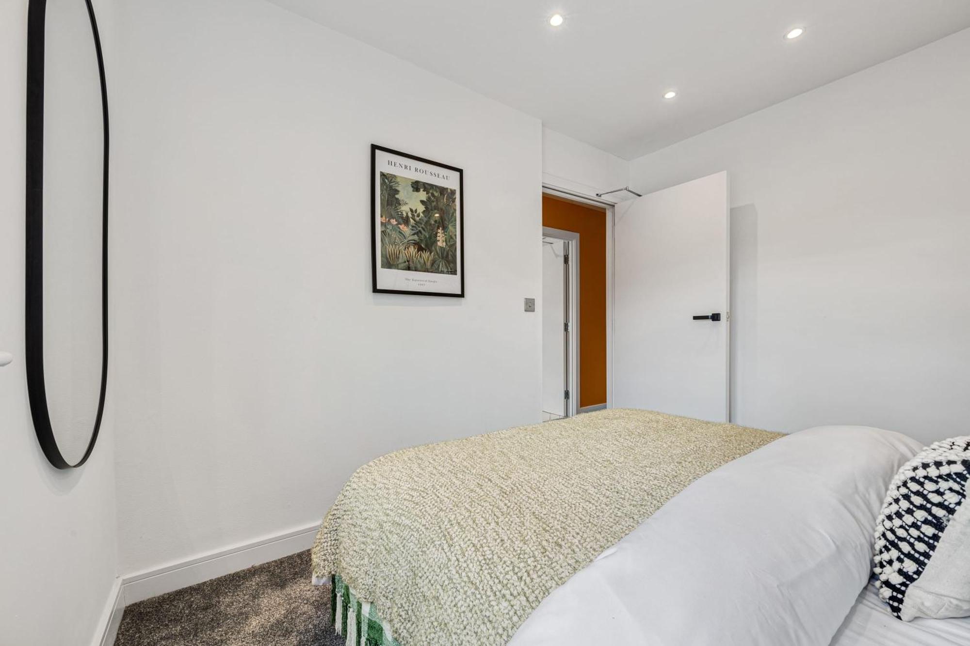 Quayside Escape- Tranquil Double In Shared With Free Parking Manchester