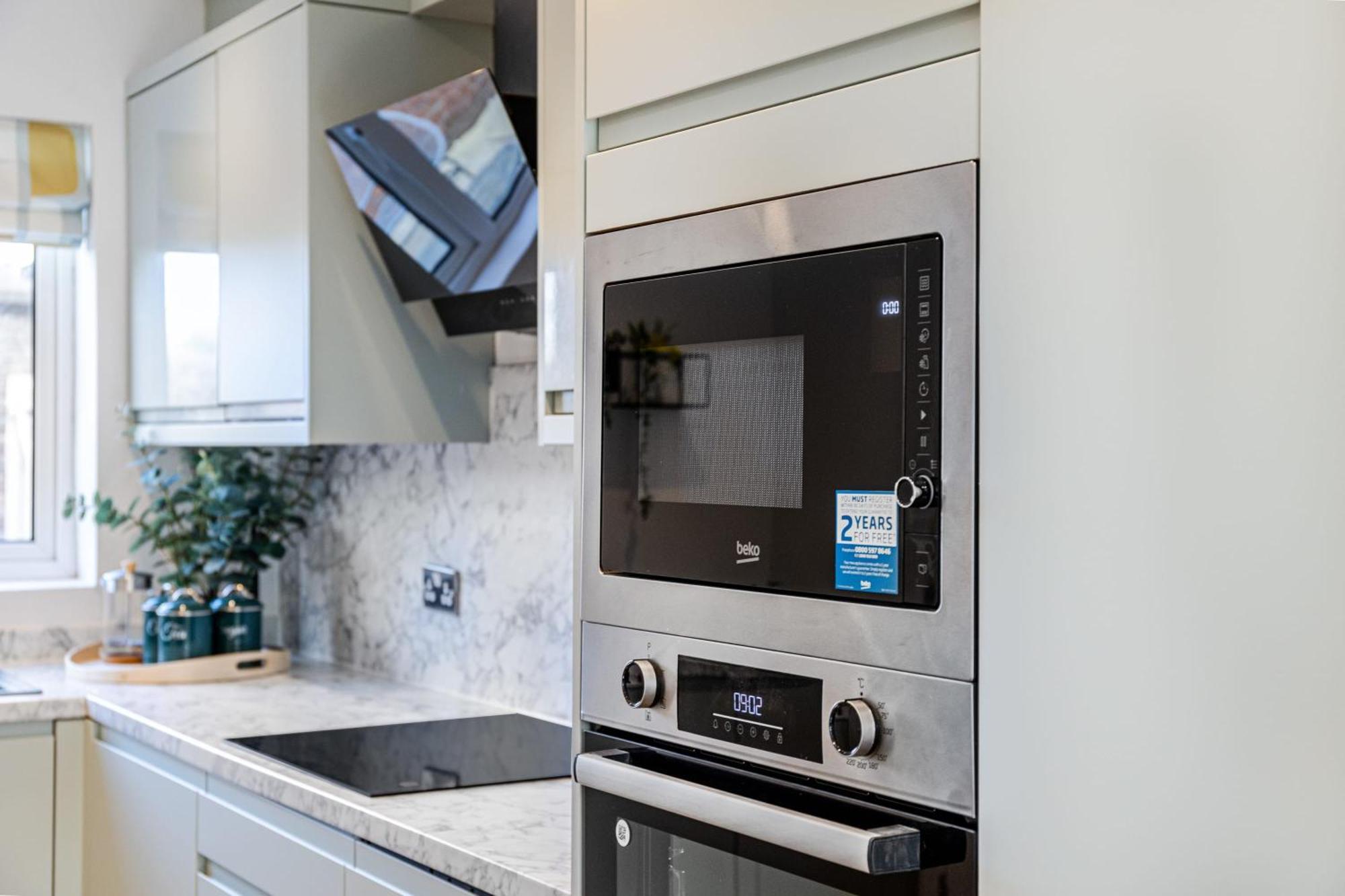 Holiday home Quayside Escape- Tranquil Double In Shared With Free Parking Manchester