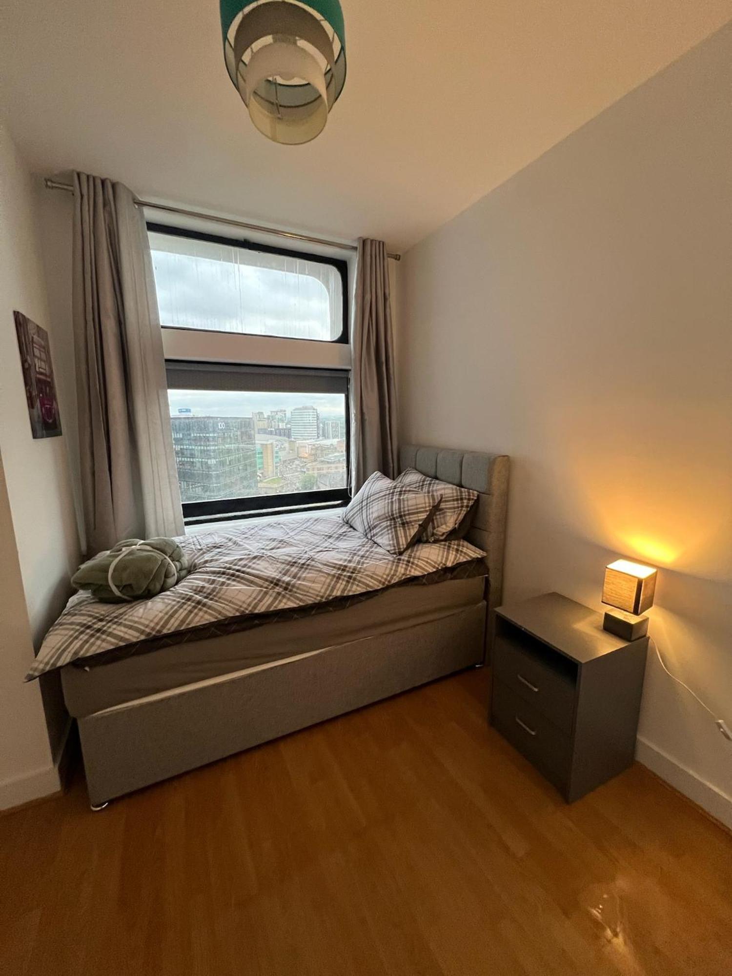 Centre Apartment *