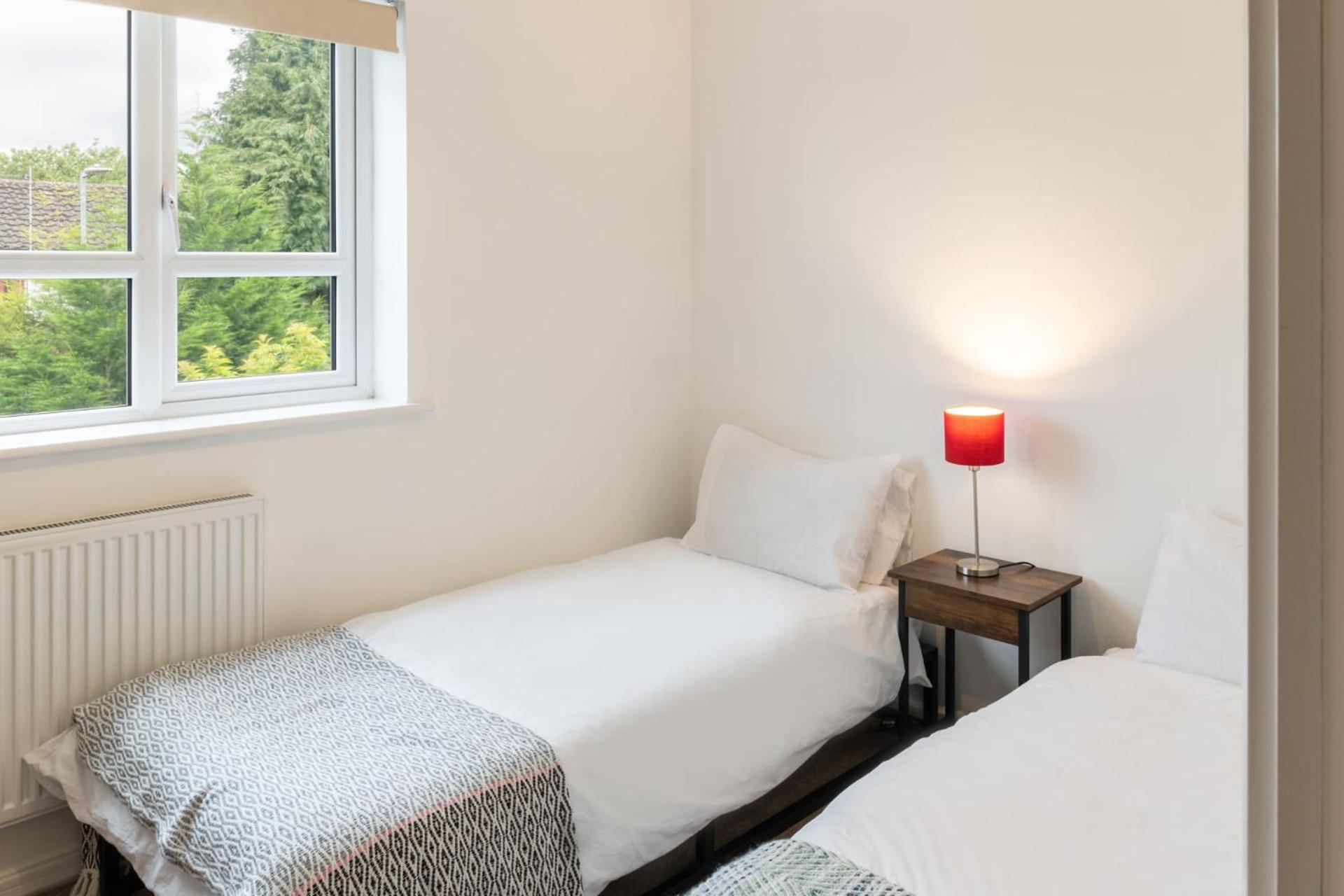 Host & - Meadow Road Holiday home