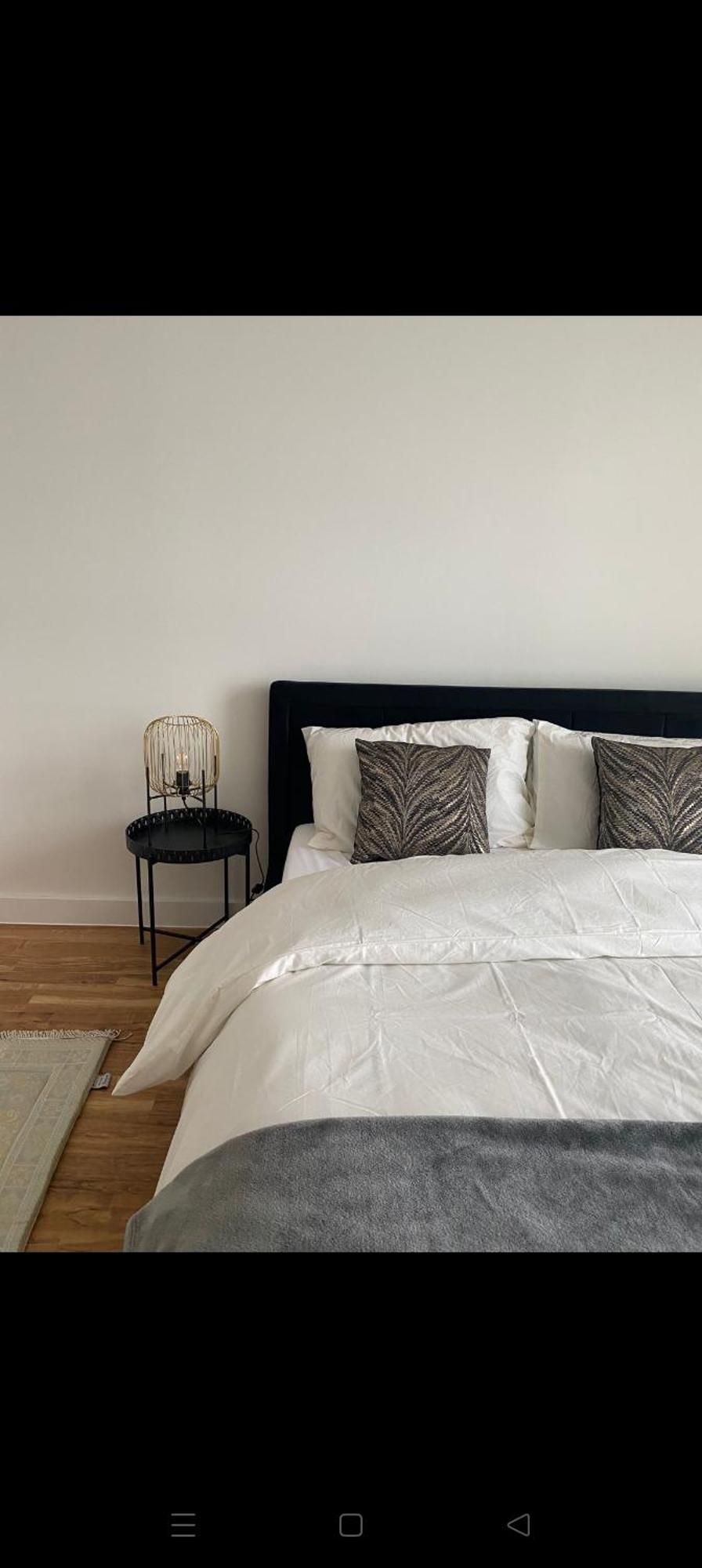 Penthouse With Balcony Views * Manchester