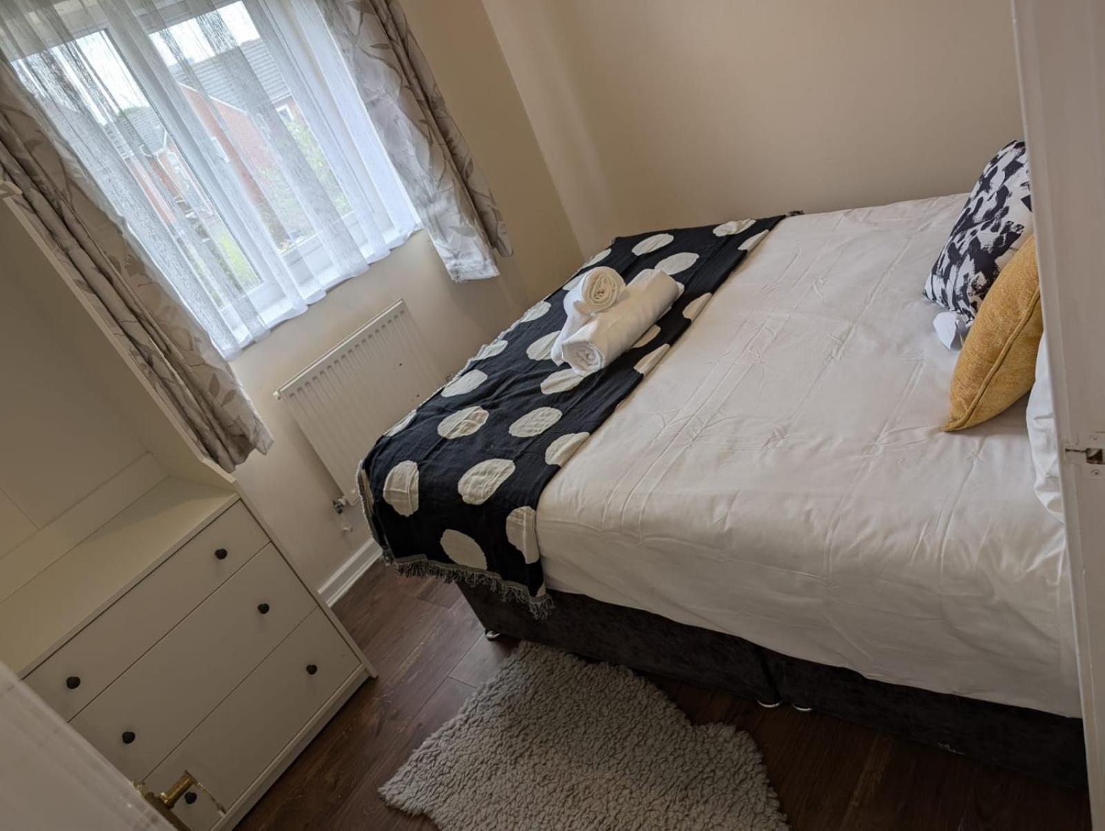 Goshen Holiday home Manchester