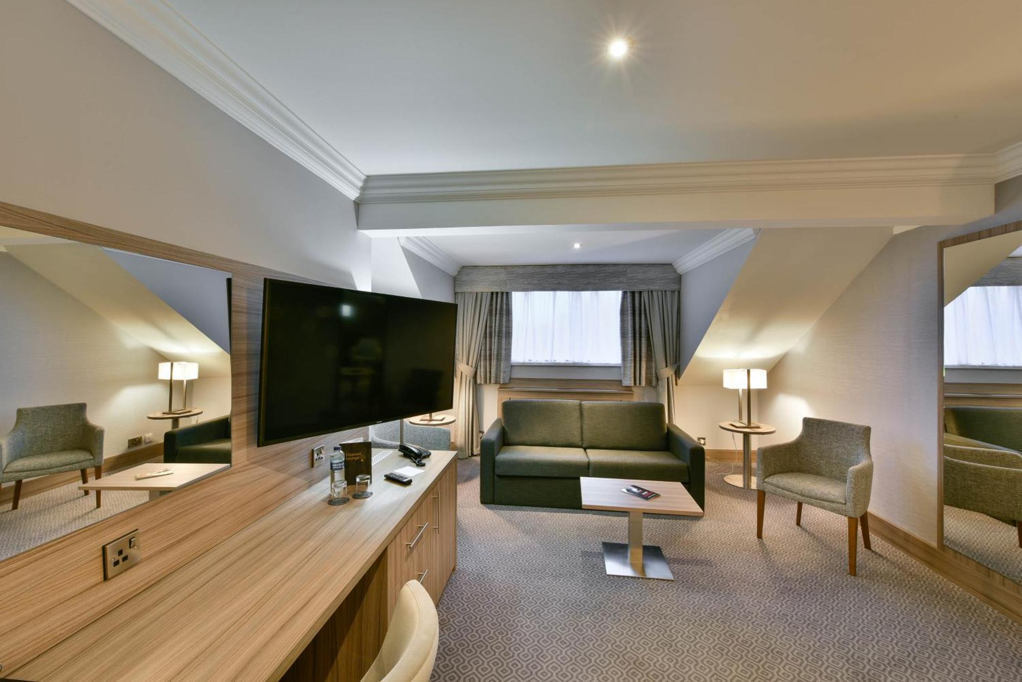 - - Oldham By Ihg 3*