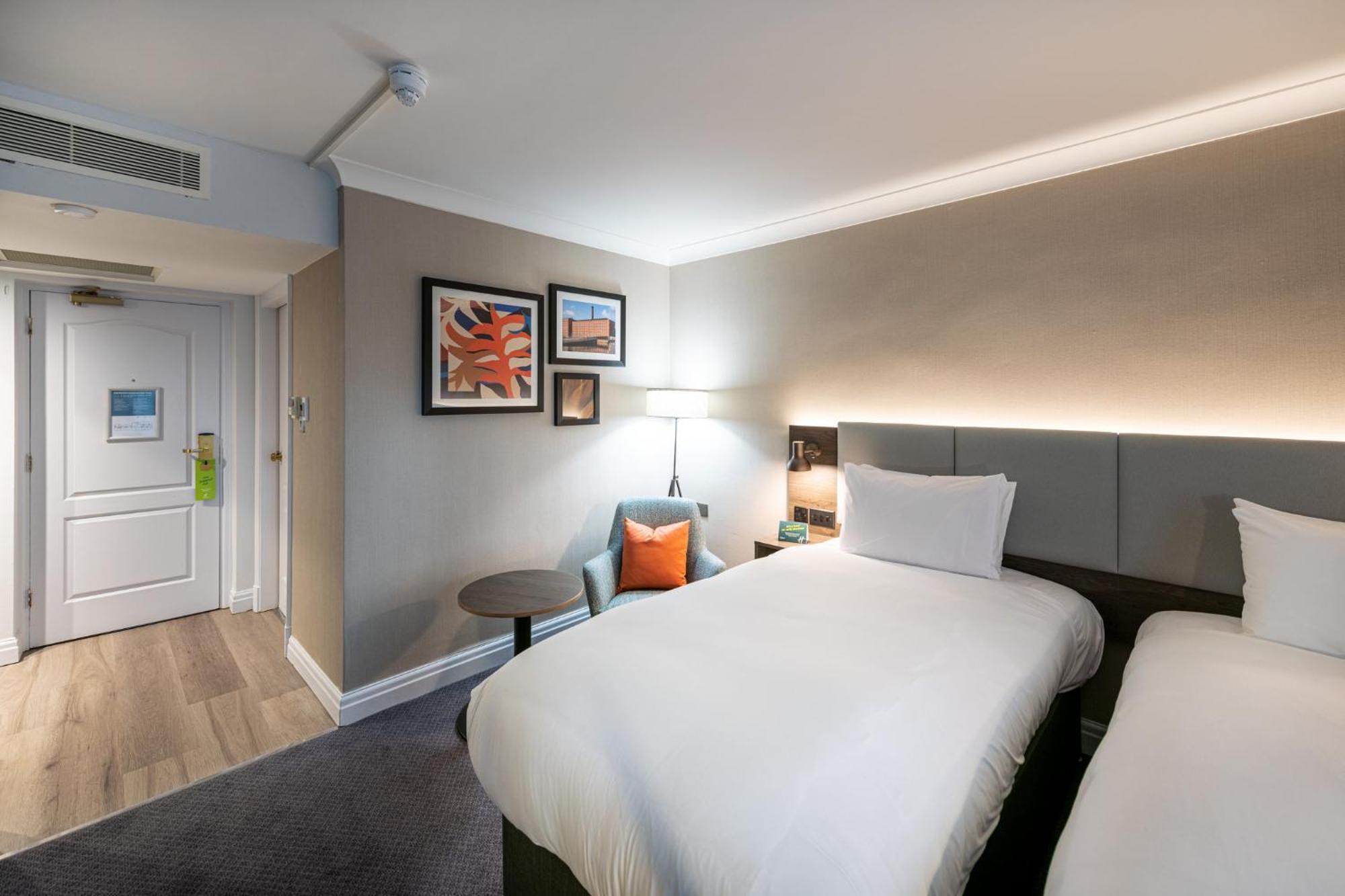 Hotel - - Oldham By Ihg 3*