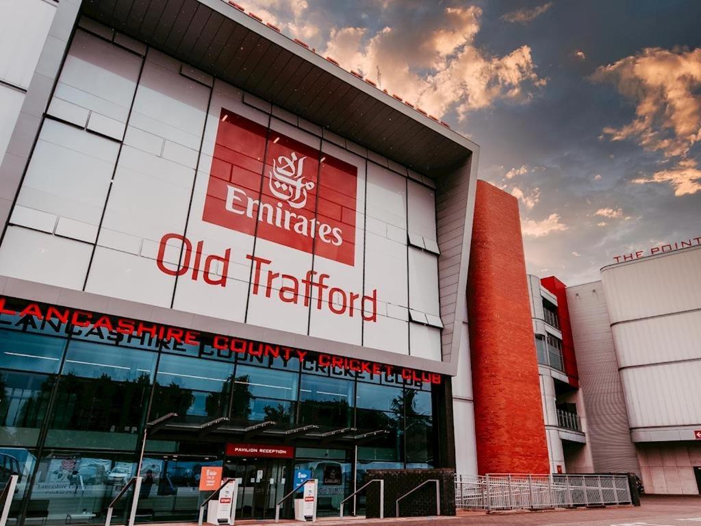 Luxestay - Old Trafford Homestay