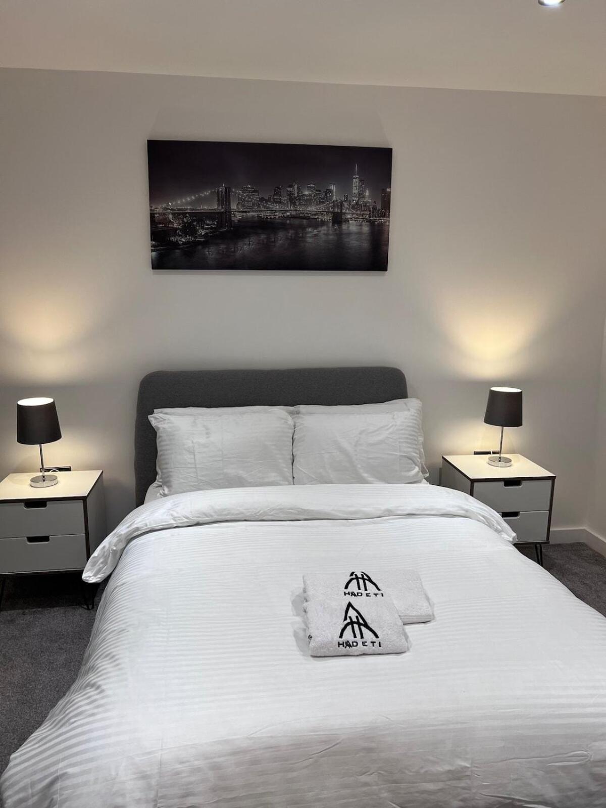 Hadeti Luxury Homes *