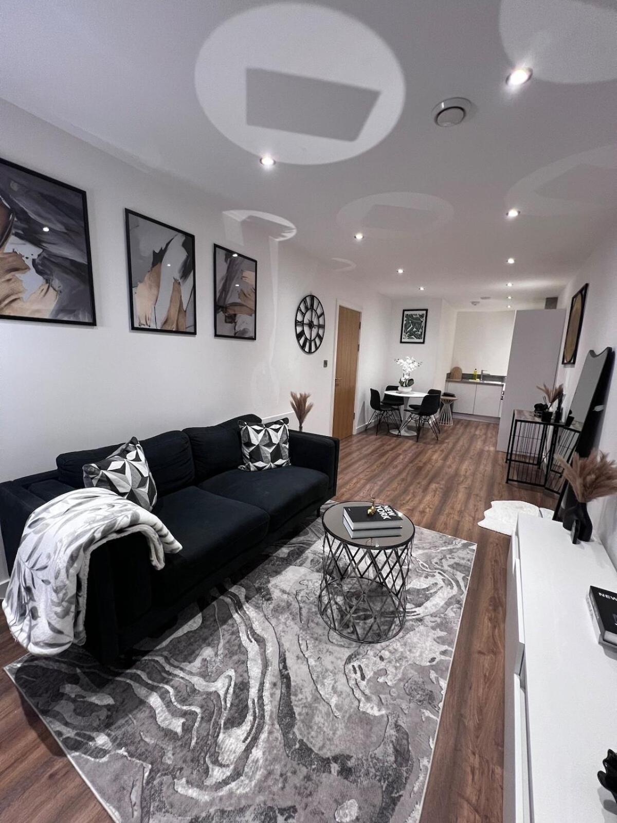Apartment Hadeti Luxury Homes