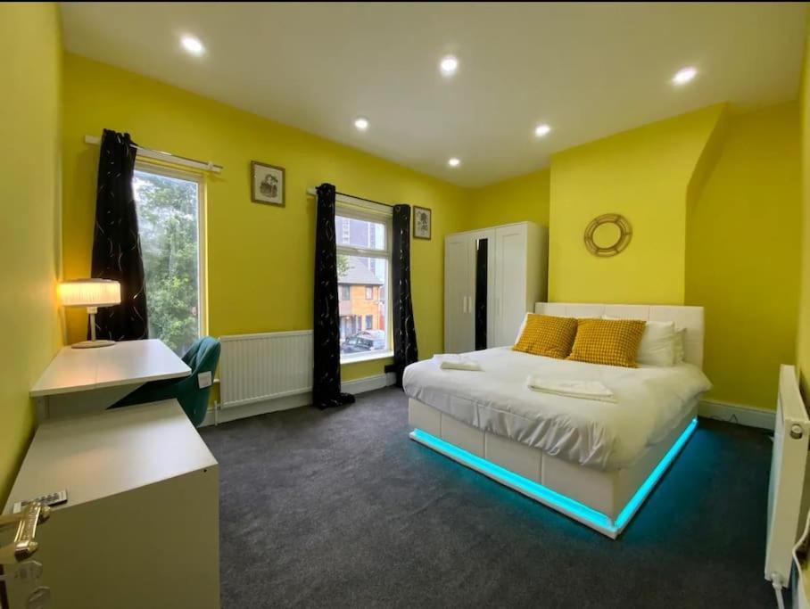 Holiday home Beautiful 2 Bed 1 Bath
