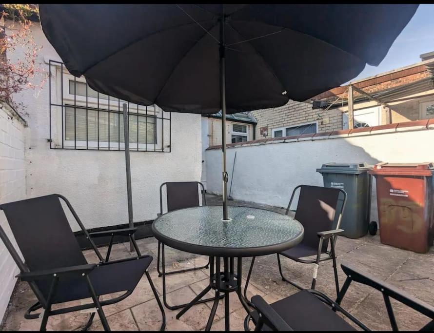 Beautiful 2 Bed 1 Bath Holiday home *