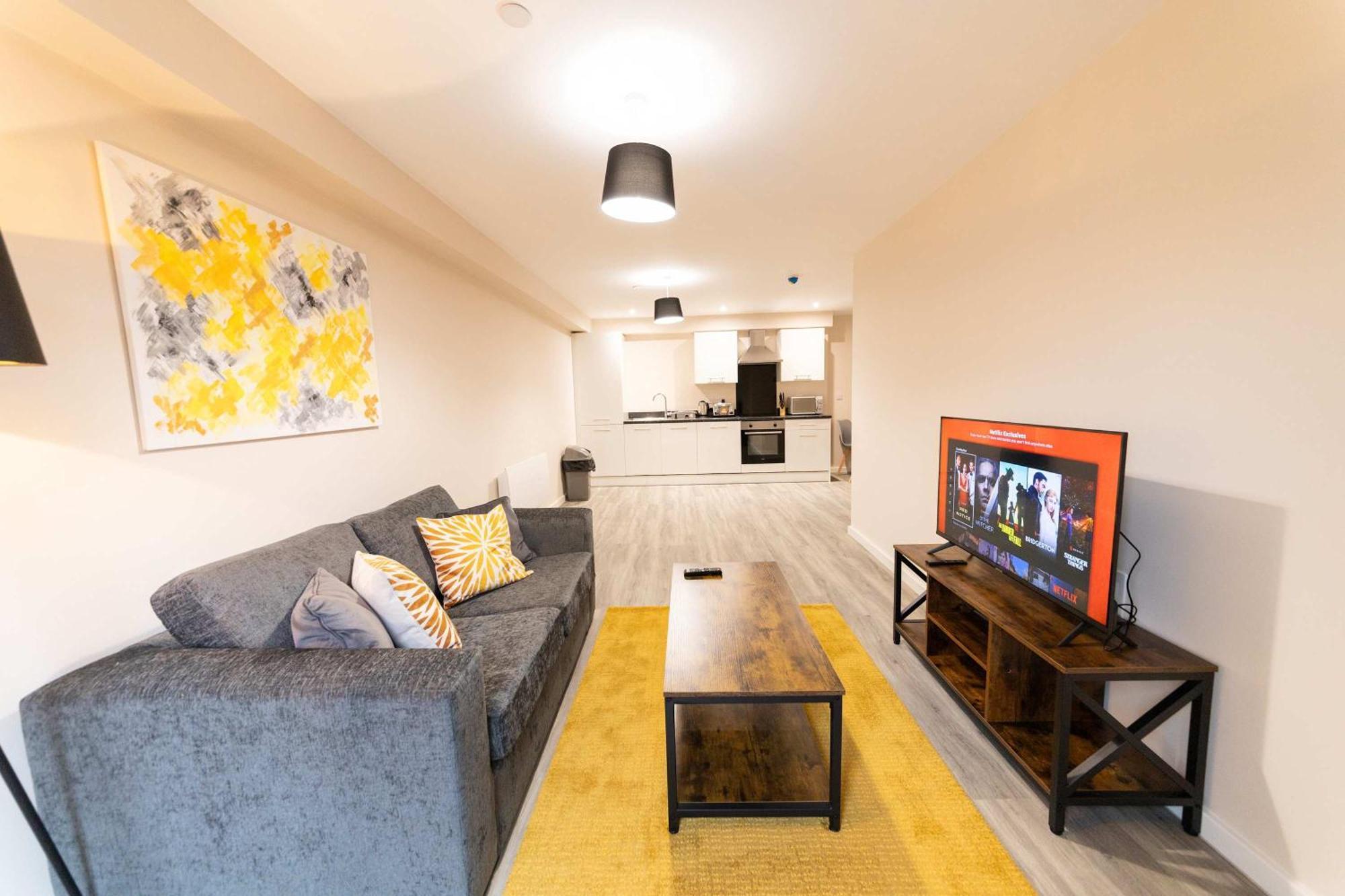 Fabulous 2 Bedroom In Machester Apartment *