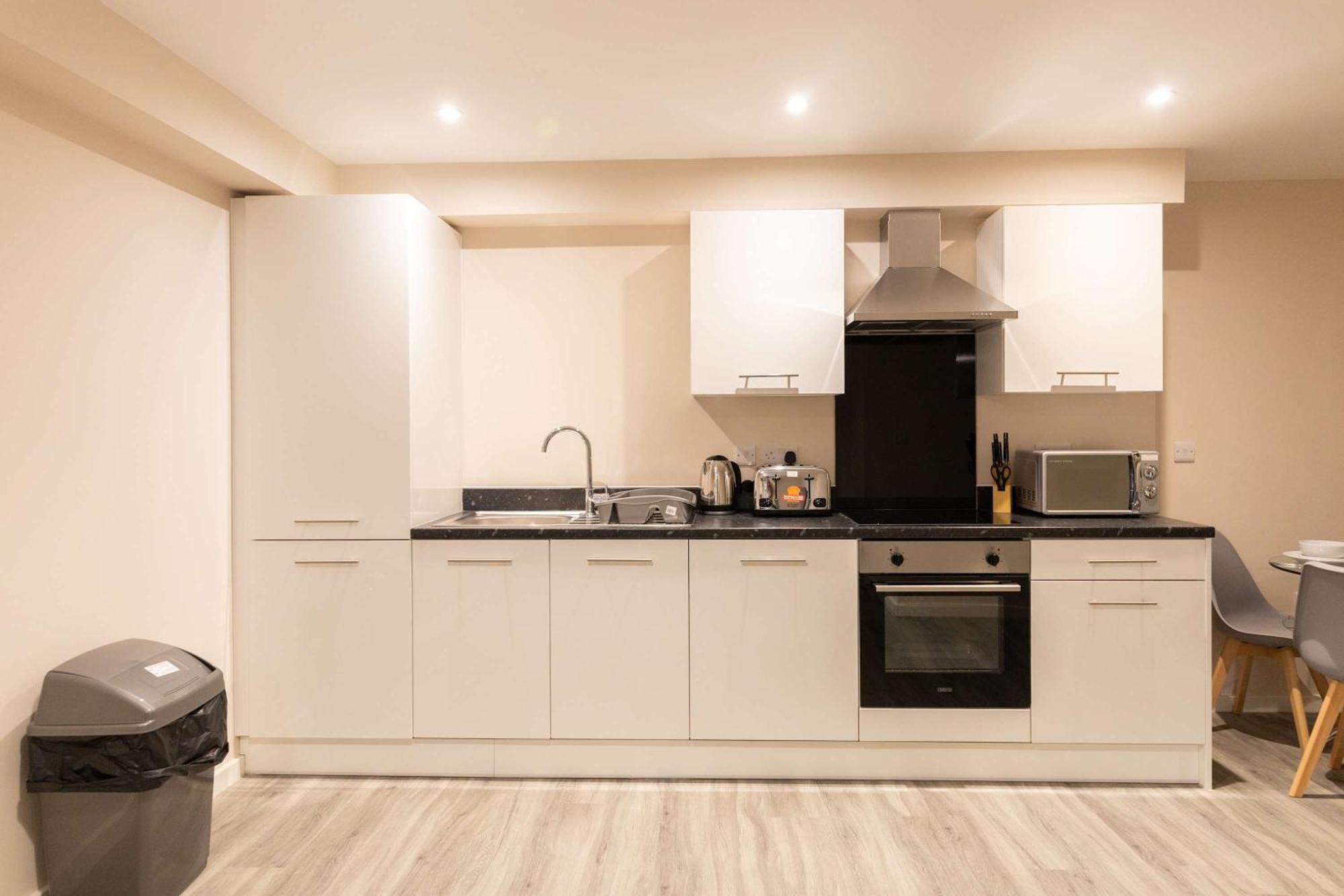 Fabulous 2 Bedroom In Machester Apartment