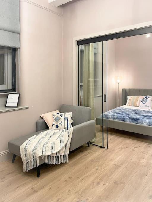 Apartment Posh Pretty Penthouse Manchester