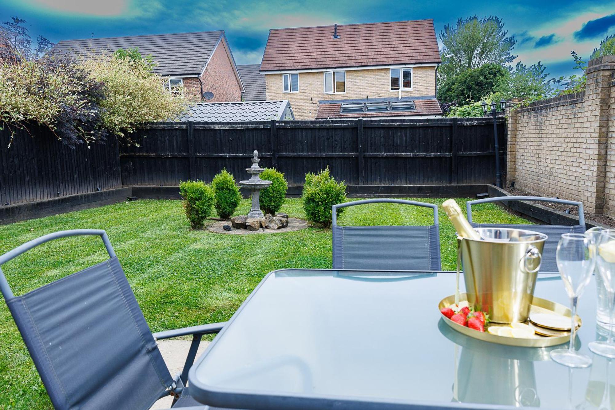 Riverside Villas Holiday home *