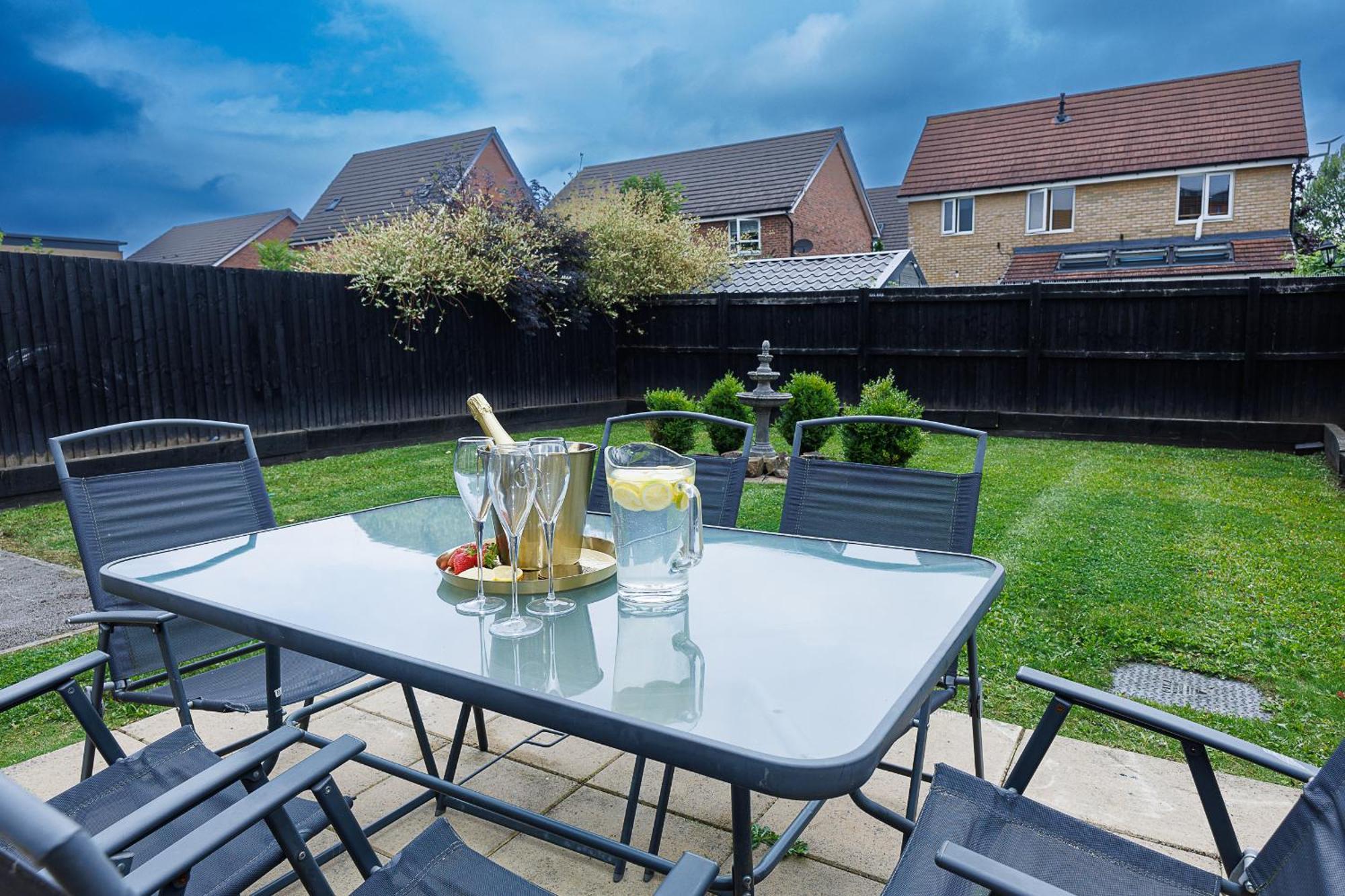 Riverside Villas Holiday home *