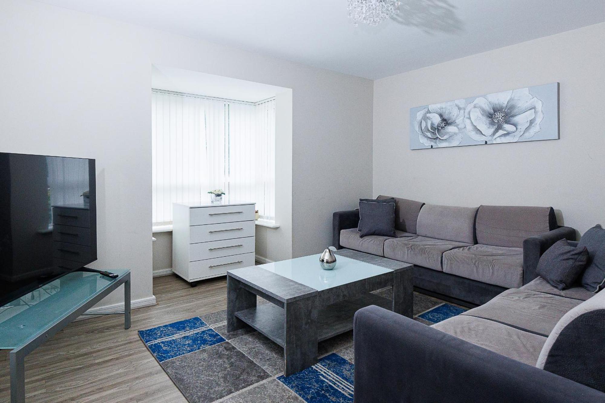 Riverside Villas * Manchester