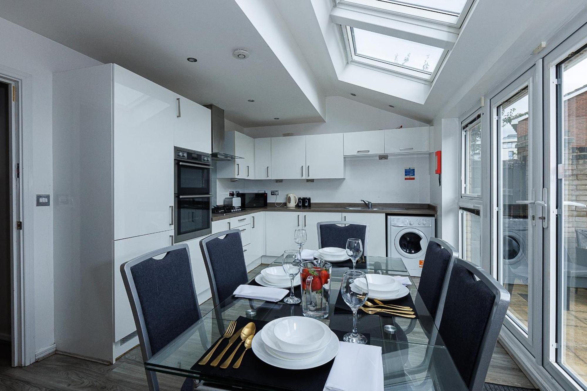 Riverside Villas Manchester