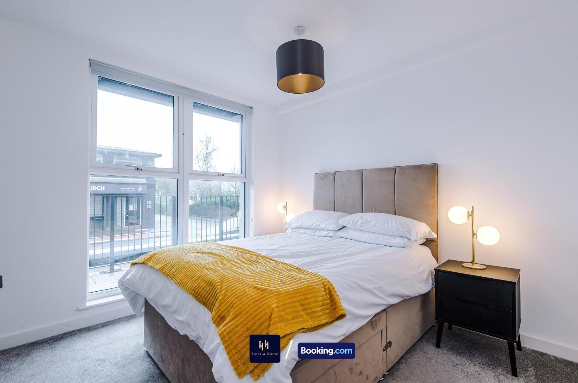 Apartment Modern 2 Bed With Balcony By Host A Manchester