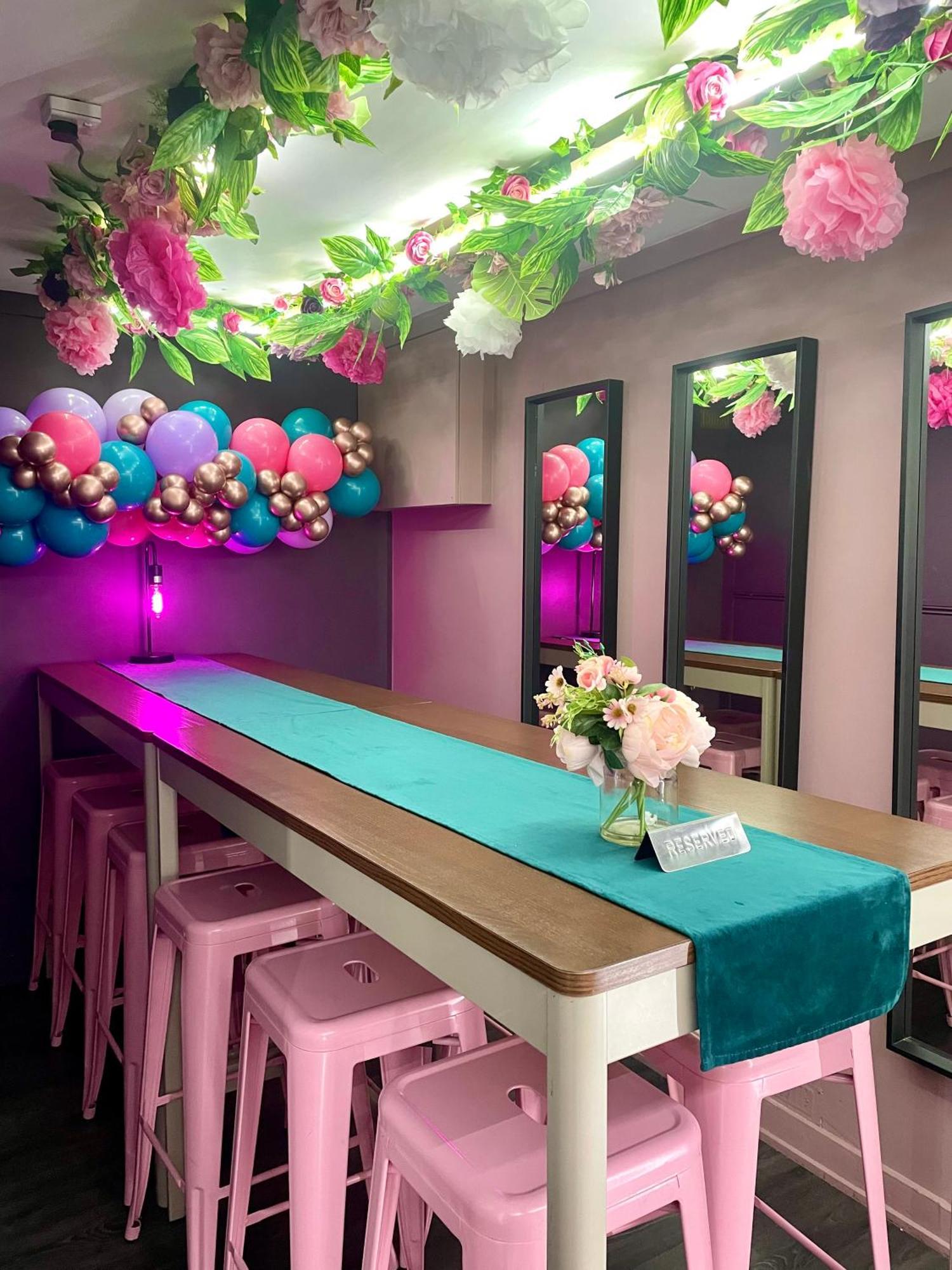 Copper And Blossom Apartment Manchester