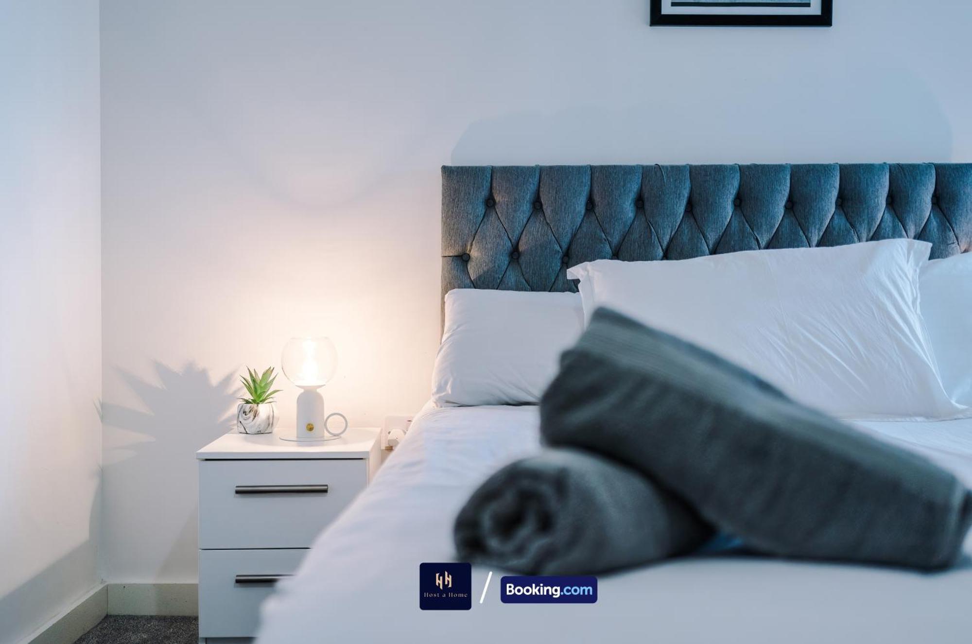 2 Extra Large Bedroom By Host A Short Lets & Serviced With Free Wifi * Manchester