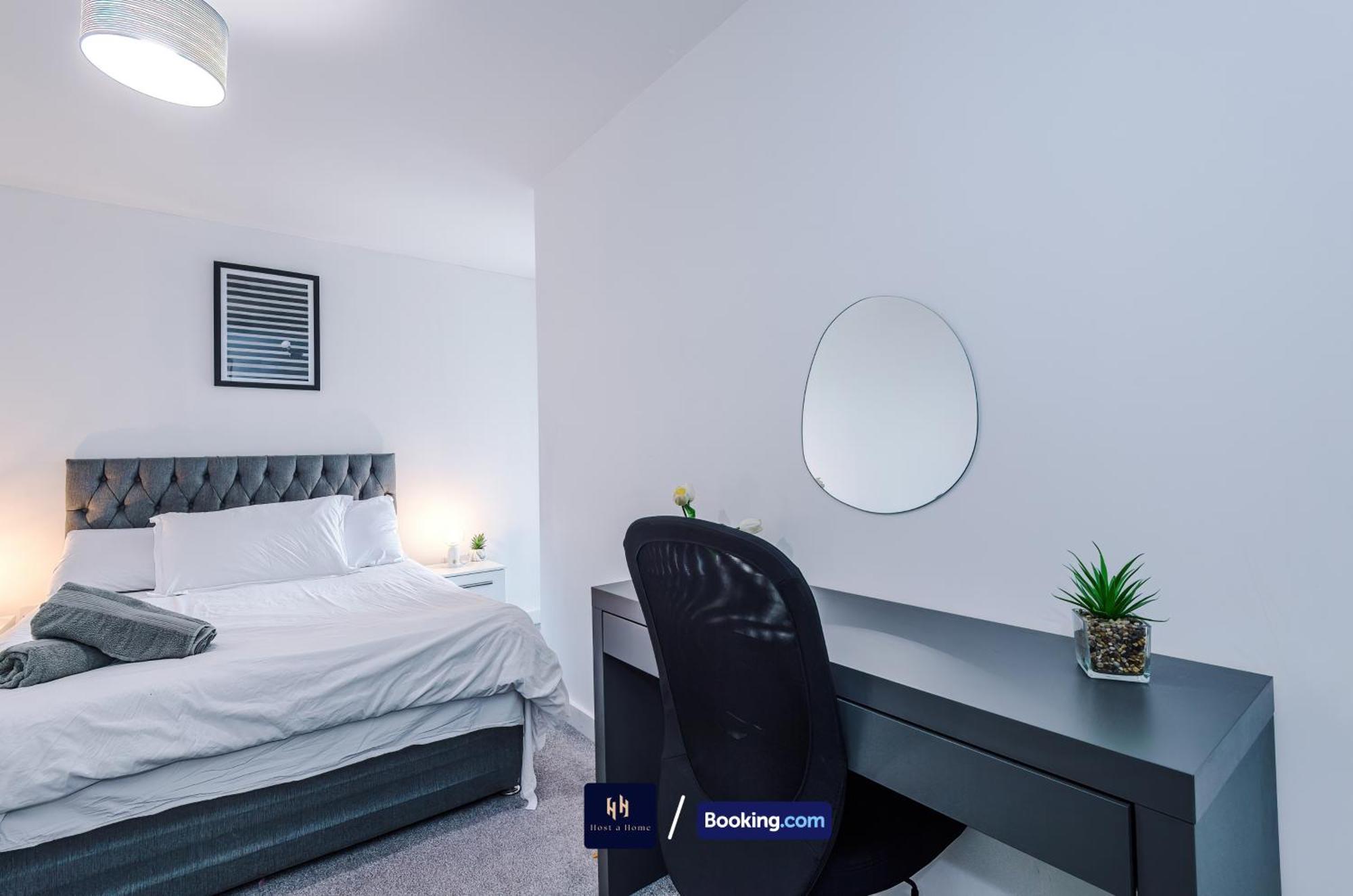 2 Extra Large Bedroom By Host A Short Lets & Serviced With Free Wifi Apartment Manchester