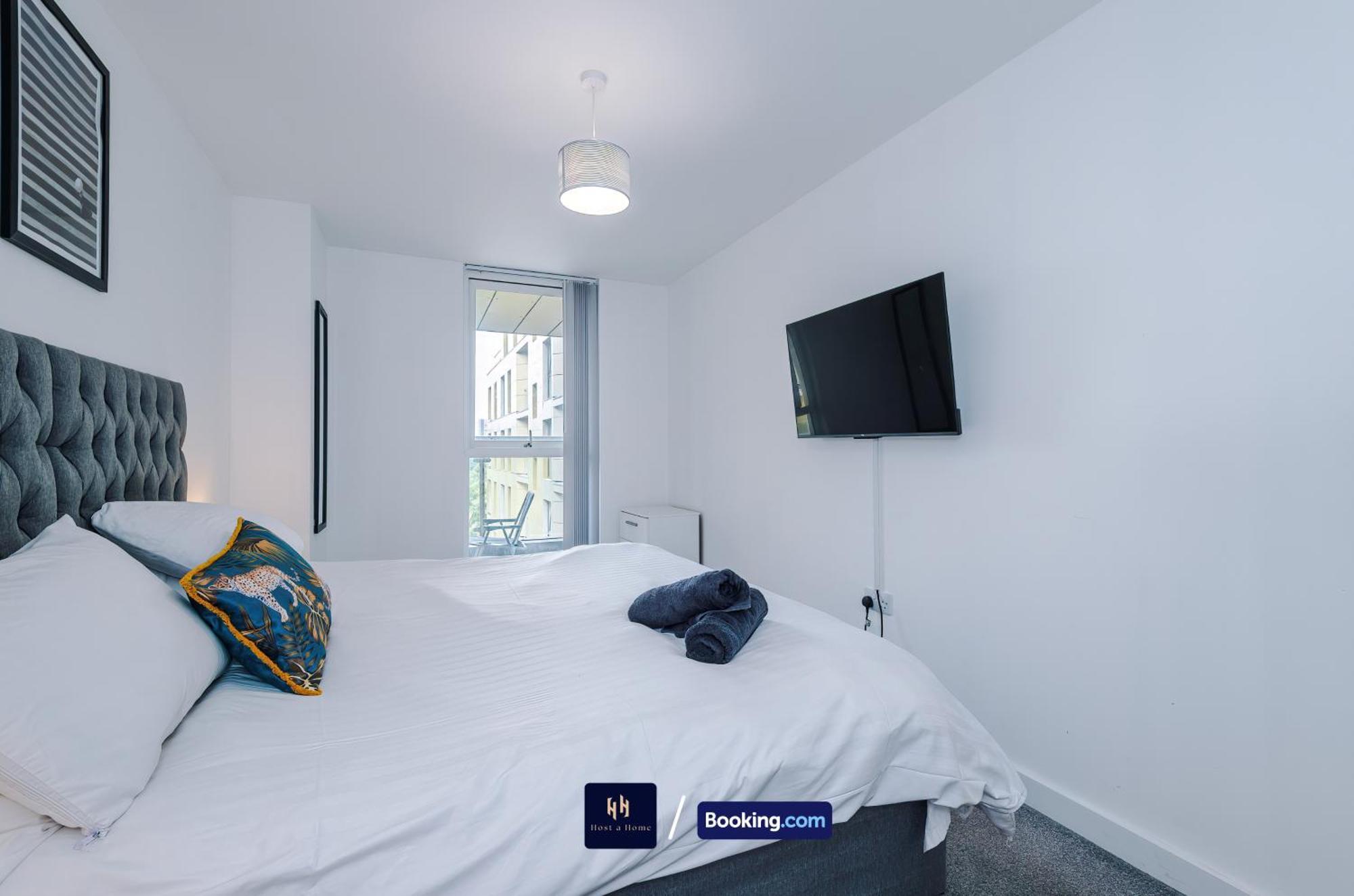 2 Extra Large Bedroom By Host A Short Lets & Serviced With Free Wifi Apartment Manchester