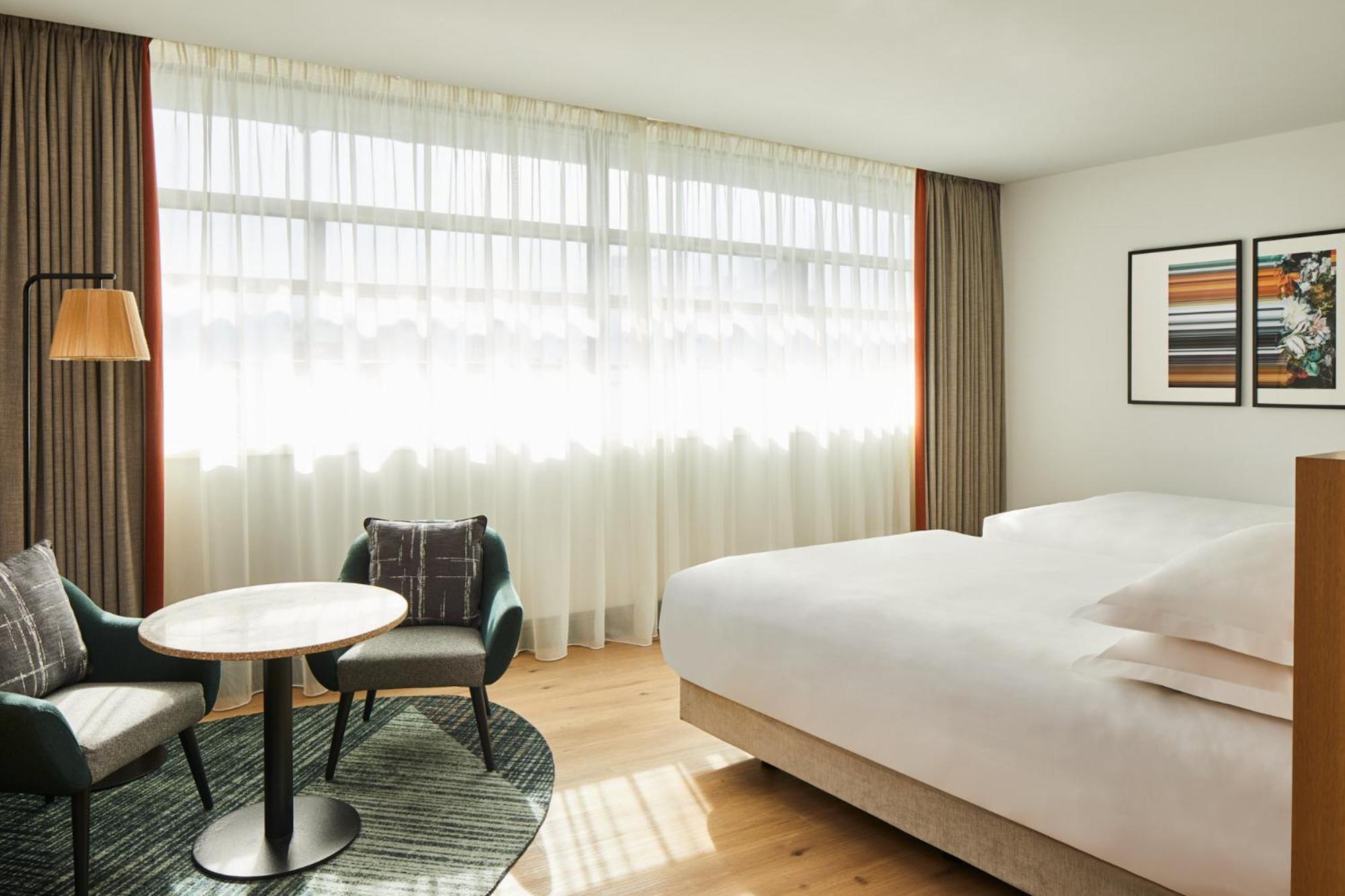 Marriott Piccadilly Hotel