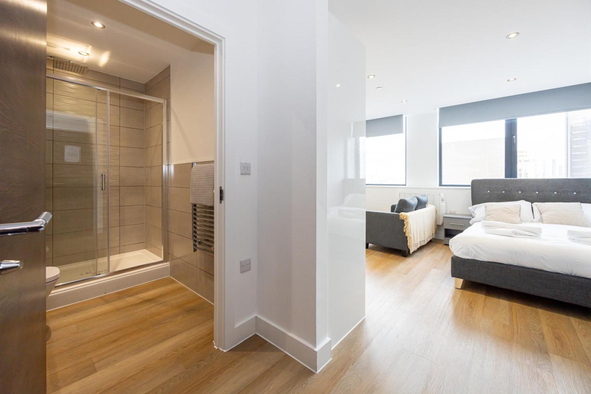 Stylish Flat- 9 Min Walk To Man Utd Stadium Apartment