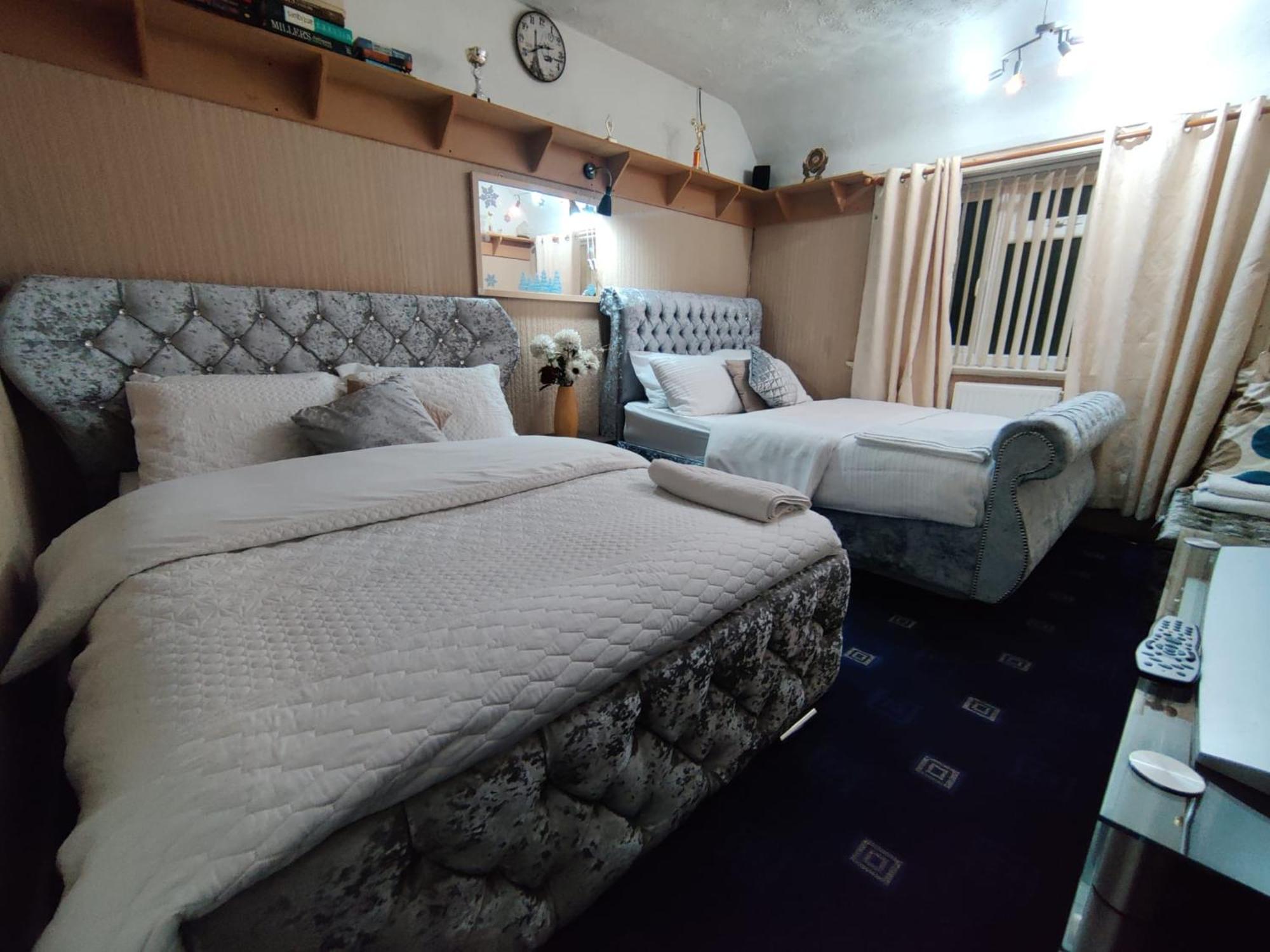 Clayton Homestay Manchester