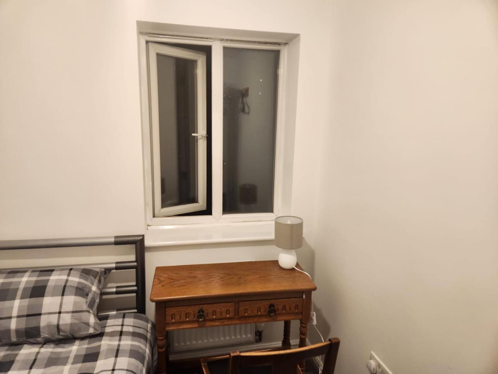 Homestay Westbury Garden Manchester
