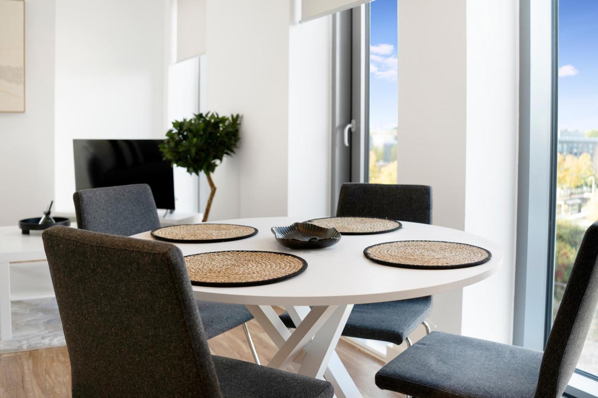 New! 2br In Media *