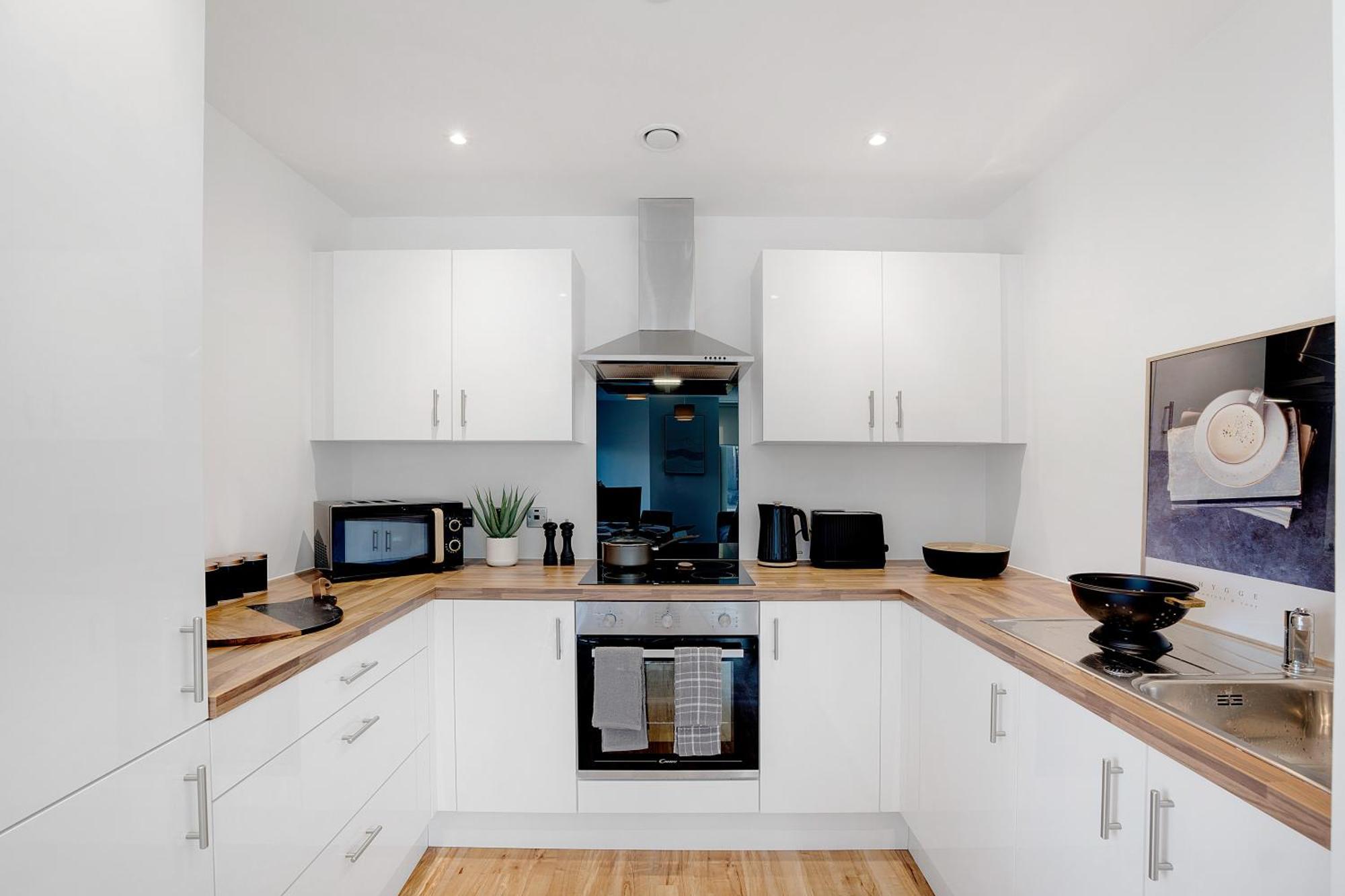 New! 2br In Media Apartment *