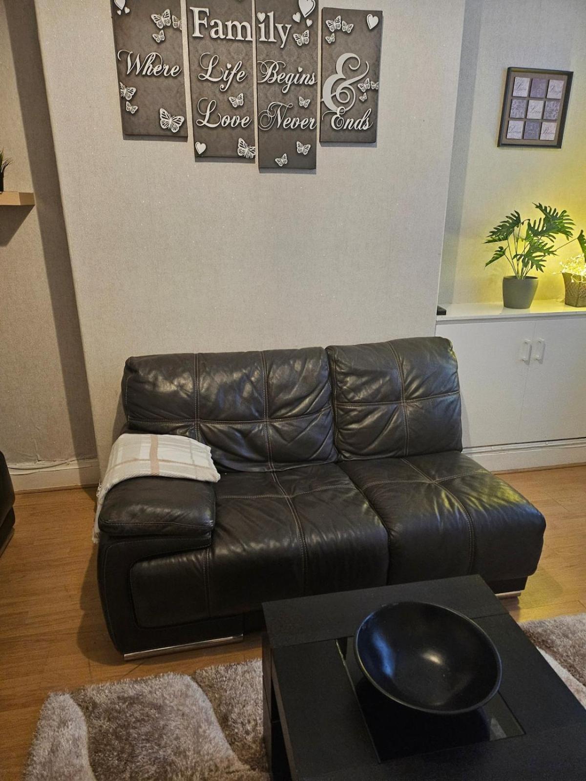 Holiday home Go Big ! Entire Cozy House For Max 8 People Near Center
