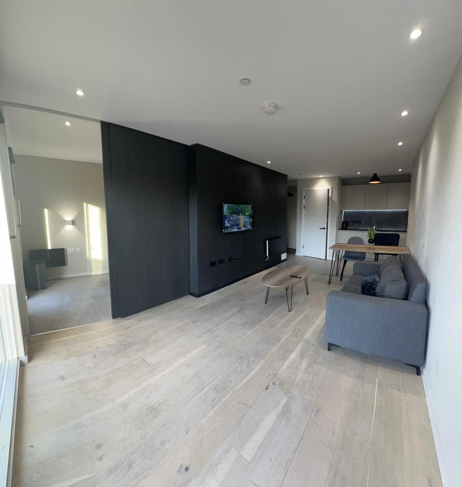 Celebs Apartment *