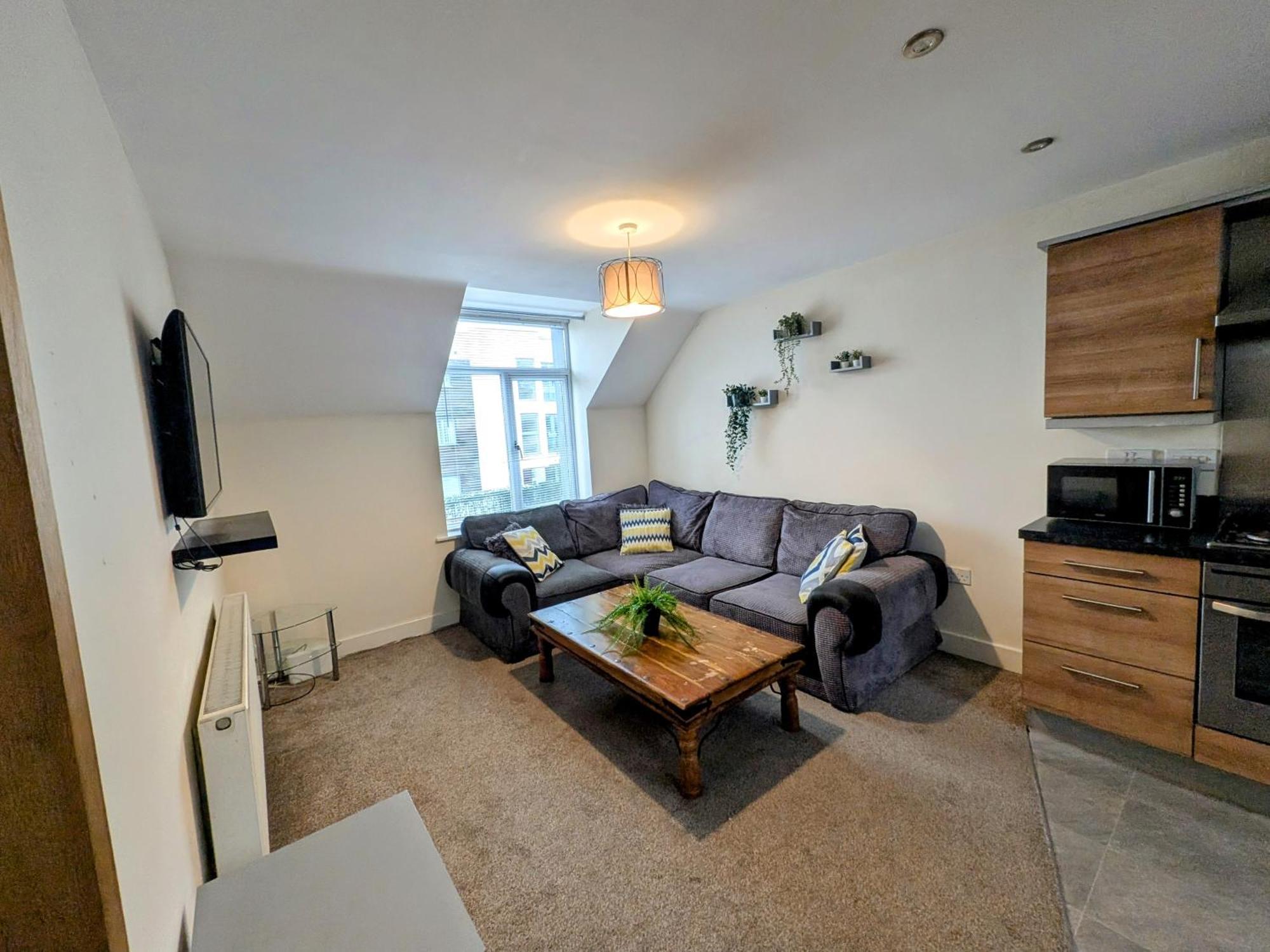 Stunning Modern 2 Bedroom - Perfect Getaway *