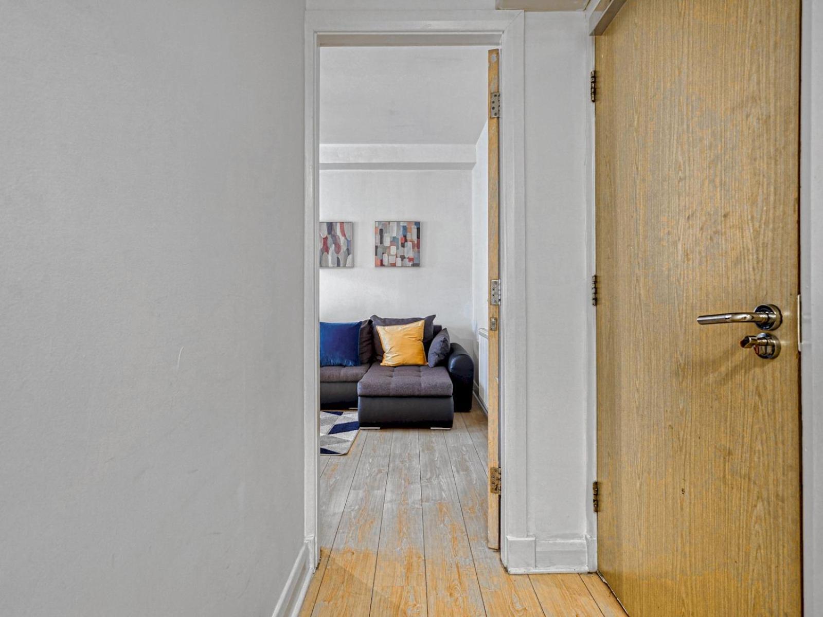 Apartment Pass The Keys Luxury In Center Parking *