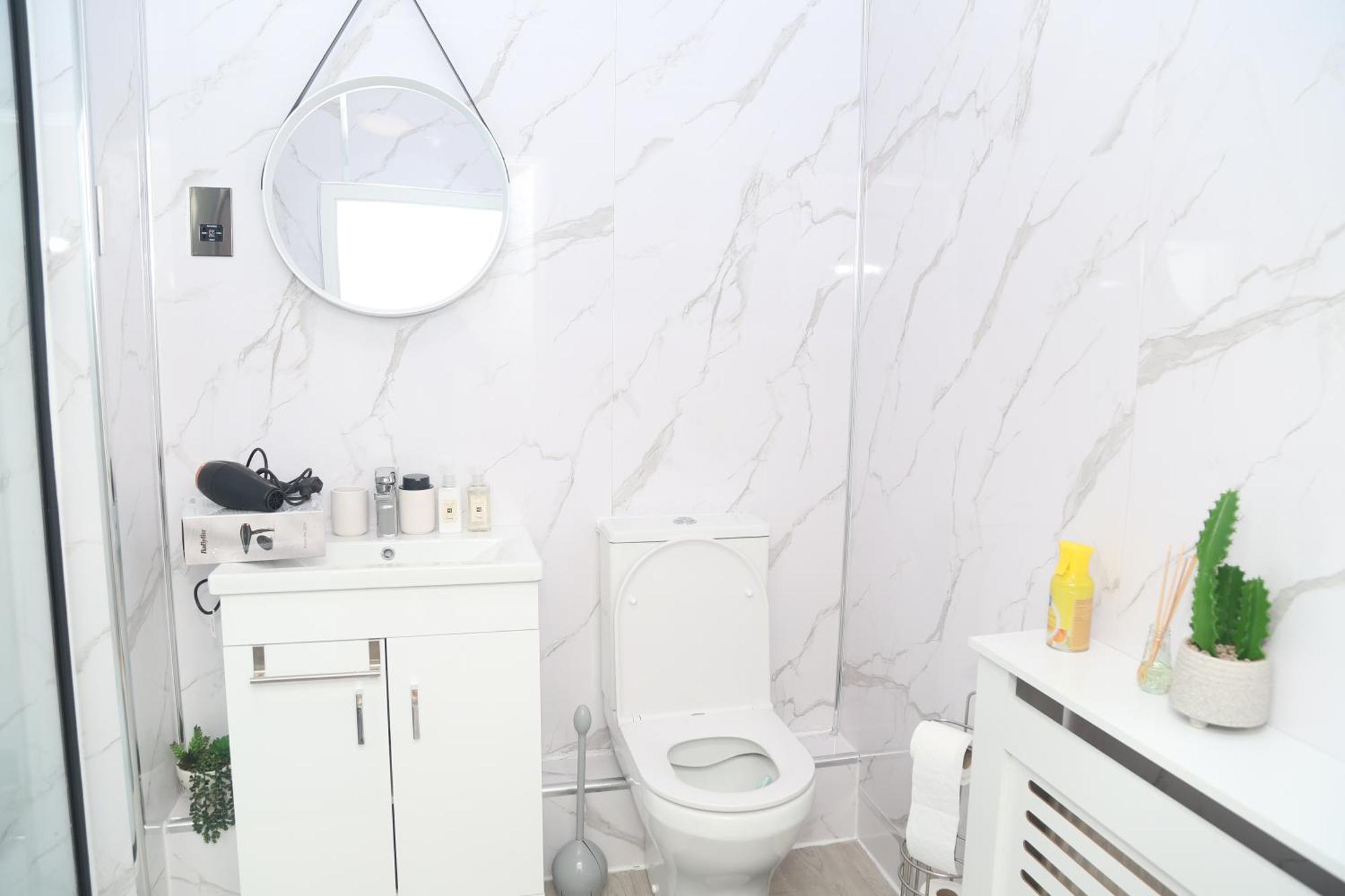 Mdz Luxe Stays-sleeps 6 Manchester